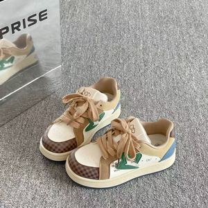 Zapatillas Deportivas para Mujer, Estilo 2026, Suela Gruesa, Versátiles, con Diseño de Estrellas Multicolores - Product Image 2