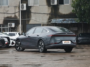 Changan A07 2023, Auto Eléctrico <span class=keywords><strong>de</strong></span> Energía Nueva Usado, con una Autonomía <span class=keywords><strong>de</strong></span> 205 Kilómetros, Volante a la Izquierda, Exportación a Argelia - Product Image 3