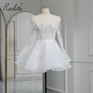 Ruolai QW01967 pluma de avestruz flores 3D fuera del hombro manga larga lentejuelas encaje vestidos de novia cortos para mujeres