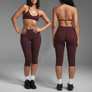 Nuevo Conjunto de Yoga Personalizado con Logotipo para Mujer, Ropa Deportiva Activa para Gimnasio, Top Halter, Pantalones Cortos, Leggings Capri, Pantalones de Yoga - Product Image 2