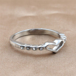 Heart Shape <b>Titanium</b> Steel <b>Ring</b> Silver Women's Fashion Jewelry Retro Pave Setting Gift 24098 - Product Image 1
