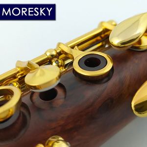 คลาริเน็ต MORESKY ระดับมืออาชีพ ไม้โรสวูด บีแฟลต ชุบทอง 17 คีย์ ไม้โมเพนแท้ ปรับแต่งได้ รุ่น M17 (OEM) - Product Image 3