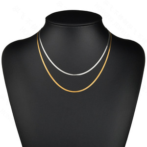 Collana a Catena Spessa in Acciaio Inossidabile Placcato Oro e <span class=keywords><strong>Argento</strong></span> 18k, Gioielli di Alta Qualità per <span class=keywords><strong>Donna</strong></span> - Product Image 4