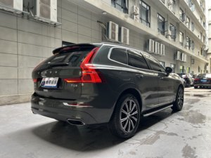 Volvos <span class=keywords><strong>XC60</strong></span> d'<span class=keywords><strong>occasion</strong></span> <span class=keywords><strong>2020</strong></span> T5 AWD Inscription Luxe 250HP 8AT SUV Chine VI Euro 6 - Product Image 4