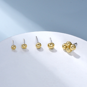 Aretes Toposh de Oro Sólido Real de 14K con Circonita Cúbica Transparente para Cartílago, <span class=keywords><strong>Tragus</strong></span> y Daith, Joyería de Piercing tipo Labret con Parte Trasera Plana - Product Image 3