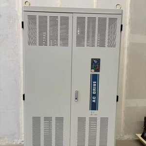 Convertidor de Frecuencia Híbrido MPPT de Bajo Voltaje 380v VFD de Gran Potencia 630kw-1000kw con Entrada Solar para Bombas de Pozo Profundo - Product Image 3