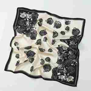 Écharpe en soie rouge personnalisée de luxe, imprimée, pour mariage, fête, remise de diplôme, cadeaux promotionnels, châle carré en satin avec motif floral de roses - Product Image 2