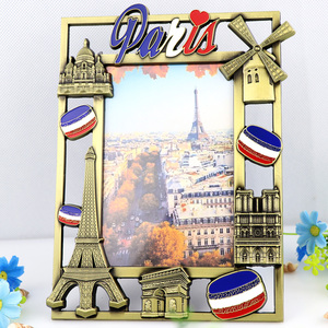 Vente en gros de <span class=keywords><strong>cadre</strong></span> <span class=keywords><strong>photo</strong></span> classique en métal souvenir en alliage de zinc pour la décoration intérieure de la France et de <span class=keywords><strong>Paris</strong></span> - Product Image 4