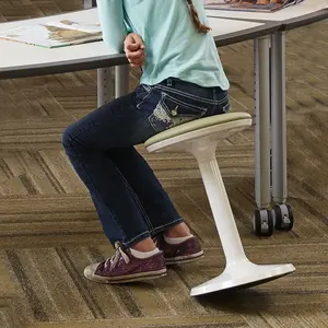 新设计固定高度教室摇摆椅摇摆椅站椅儿童活动凳子平衡凳