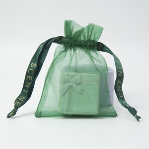 Sacs en <span class=keywords><strong>organza</strong></span> pour bonbons 9x12/10x15, sac cadeau en <span class=keywords><strong>organza</strong></span> <span class=keywords><strong>rouge</strong></span> transparent avec nœud en ruban, sac en <span class=keywords><strong>organza</strong></span> à cordon pour cosmétiques et bijoux - Product Image 2