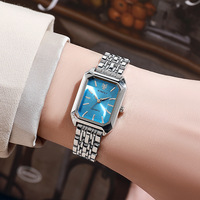 Montre Carrée à Quartz Femme Bracelet Acier Luxe Léger Mode Simple Écolière
