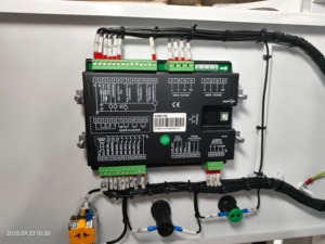 Guangzhou Du Groupe elettrogene diesel 110kva 100kva 90kw 80kw Silencieux Perkins motore 1104C-44T 50hz consegna rapida - Product Image 5