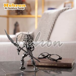 Set di Tre Sculture in Metallo Retrò: Carri Armati, Aerei e Sculture Metalliche, Ornamenti Artigianali per Soggiorno e Composizioni Floreali <span class=keywords><strong>da</strong></span> Scrivania - Product Image 6