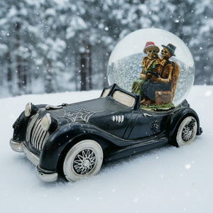 Globe de neige transparent personnalisé en résine, peint à la main, écologique, en forme de boule/sphère, motif squelette, pour Halloween et la Toussaint, tendance - Product Image 1