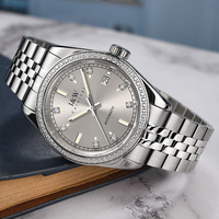 Montre classique I&W Aiwochi pour affaires, boîtier en acier inoxydable, verre saphir, lunette en pierre, fabrication sur mesure