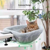 Lit de bureau pour chat à fixation sans perçage, perchoir pivotant en peluche pour chat, lit suspendu semi-circulaire peu encombrant pour petits animaux et chats
