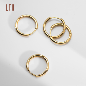 LFH all'ingrosso 18k oro reale <span class=keywords><strong>Mini</strong></span> 6mm 8mm 10mm cerchi <span class=keywords><strong>orecchini</strong></span> <span class=keywords><strong>orecchini</strong></span> a cerchio sottile <span class=keywords><strong>orecchini</strong></span> a cerchio piccoli in oro massiccio 18 carati - Product Image 4