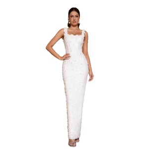 <span class=keywords><strong>Robe</strong></span> de soirée élégante <span class=keywords><strong>blanche</strong></span> perlée <span class=keywords><strong>pour</strong></span> robes longues, col carré, unie, avec bretelles florales 3D, sans manches, <span class=keywords><strong>pour</strong></span> femmes, anniversaire, bal de promo - Product Image 1