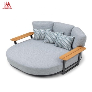 Nueva Cama de Jardín de Aluminio para Exteriores, <span class=keywords><strong>Tumbona</strong></span> <span class=keywords><strong>Redonda</strong></span> de Madera de Teca para Hotel con Toldo, Muebles de Comedor para Patio - Product Image 1