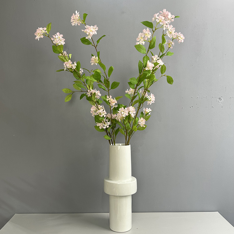 Branche de fleur rose-lilas