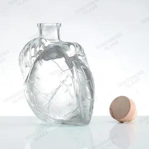 Unique Shape Human Heart Bottle 500ml 750ml Whiskey Red Wine Vodka Glass Bottle