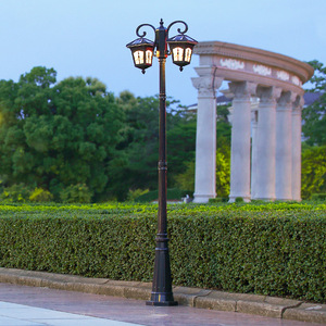Farola de Jardín de Hierro para Exteriores con Pantalla de Vidrio LED, Luz Blanca Cálida de 2700K, IP66, Bombilla A19 No Desmontable, AC 220V, Sensor de Movimiento, Energía Solar - Product Image 4