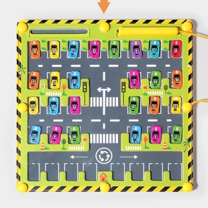 Jeu de société en bois écologique pour enfants : Activités de comptage et d'association, Jouets éducatifs précoces, Puzzles, Labyrinthes de stationnement et Jeu de boules - Product Image 3
