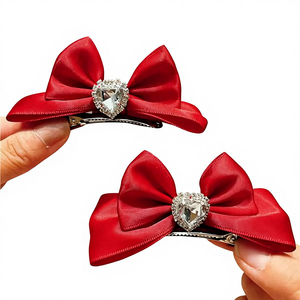 Barrette à cheveux 3D en satin pour enfants, motif princesse en fuite, avec strass et paillettes pour petites filles - Cadeau mignon - Product Image 1