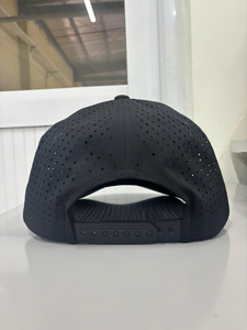 Casquette Trucker Personnalisée 5 Panneaux à Visière Légèrement Courbée avec Trous Découpés au Laser et Logo en Patch Tissé – Idéale pour le Sport, le Golf et le Baseball (Vente en Gros) - Product Image 2