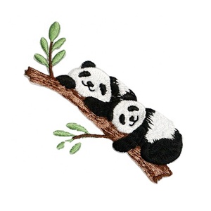 Parches Bordados Termoadhesivos de <span class=keywords><strong>Panda</strong></span> con Encaje Chenille Personalizados para Gorras - Product Image 1