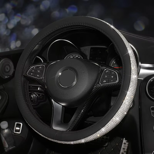 Cubierta antideslizante para <span class=keywords><strong>volante</strong></span> de coche <span class=keywords><strong>con</strong></span> purpurina de diamante de cuero, cubiertas universales para <span class=keywords><strong>volante</strong></span> de coche <span class=keywords><strong>con</strong></span> diamantes de imitación de cristal de 15 pulgadas para mujer - Product Image 1