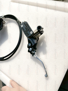 Accessoires pour <span class=keywords><strong>moto</strong></span> électrique SURRON Lightbee Ultrabee : Étrier <span class=keywords><strong>de</strong></span> <span class=keywords><strong>frein</strong></span> arrière compatible UB - Product Image 4