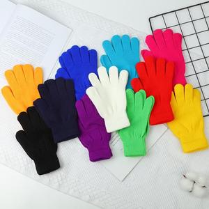 Nouveaux accessoires de mode pour hommes et femmes hiver garder au chaud solide blanc couleur bonbon mitaines tricotées en plein air équitation gants à main - Product Image 1