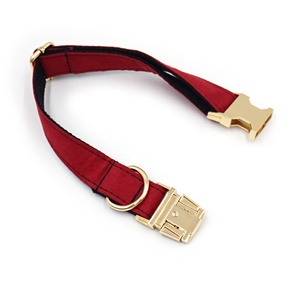 Collares con dijes de moda <span class=keywords><strong>collar</strong></span> de perro hebilla de oro personalizada lindas corbatas de cuero de gamuza roja para perros correas para mascotas - Product Image 6