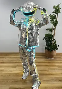 Costume da festa a LED di vendita caldo/Costume da trampoli Robot a LED colorato/Costume da specchio d'argento Cosplay da donna adulta