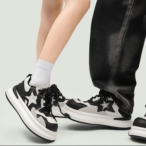 Zapatillas deportivas retro para mujer al por mayor, con <span class=keywords><strong>plataforma</strong></span> gruesa de EVA suave, de malla, con cordones, para caminar y uso casual. - Product Image 2