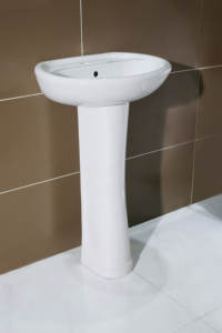 Lavabo de mano de cerámica <span class=keywords><strong>barato</strong></span> Fregadero de pedestal independiente para hoteles y baños Pedestal Lavamanes - Product Image 2