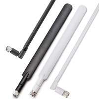 Antenne plate en caoutchouc omnidirectionnelle verticale pour routeur sans fil 4G LTE à gain élevé 9dBi 698-2700MHz avec connecteur SMA