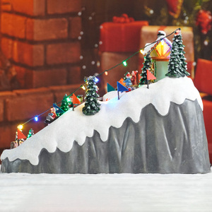 33 cm LED Musikalisches Weihnachtsdorf mit Bewegung, <span class=keywords><strong>8</strong></span> Weihnachtslieder, Plastik-Weihnachtsdekoration - Product Image 5