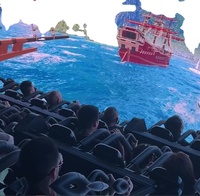 Cinéma Volant Dôme 360 Degrés 3D 4K 8 Places Solution Clé en Main Conception Personnalisée Système de Projection de Qualité Commerciale