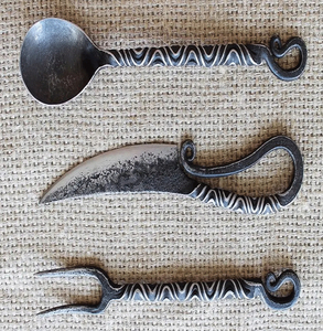 Pak Enterprises Custom Handmade Damascus Steel Viking Dining Cutlery <b>Set</b> 3-Piece <b>Sharp</b> Ambidextrous 6-7in Blade - Product Image 4