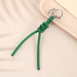 DIY PU cuir corde noeud porte-clés coloré cuir corde tissé voiture porte-clés sac pendentif avec amovible <span class=keywords><strong>Triangle</strong></span> ouvert porte-clés - Product Image 3