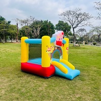 Château gonflable miniature coloré sur le thème de la crème glacée, avec toboggan, pour usage domestique et jeux en groupe en intérieur