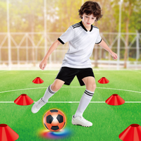 Ensemble de ballons de football en PU avec cônes d'entraînement à LED clignotants automatiques et pompe – Jeux parent-enfant en extérieur pour adolescents et enfants