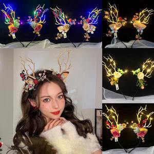 ที่คาดผมคริสต์มาส ซานตาคลอส กวางเรนเดียร์ หูเรนเดียร์ ประดับไฟ LED ของตกแต่งพลาสติก สไตล์หวานๆ 28 สี สำหรับผู้หญิง ใช้ได้ทุกวัน - Product Image 4