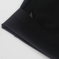 Shorts de course de compression personnalisés en gros, légers, respirants, en nylon et élasthanne, avec lettrage et bande latérale, pour le sport et la gym