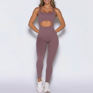 Nouvelle combinaison de yoga et de fitness respirante pour femme, avec découpes, moulante, pour la gym - Product Image 3