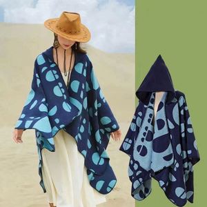Poncho mexicain personnalisé pour femme, écharpe-châle en laine d'hiver avec motif de personnage dessiné à la main – Vente chaude - Product Image 6