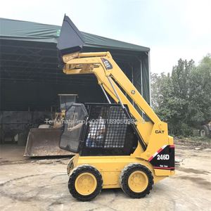 รถตักล้อยาง CAT Caterpillar 246C 246D มือสอง ผลิตในญี่ปุ่น ขนาดเล็ก น้ำหนักบรรทุก 3.21 ตัน (907 กก.) รุ่นปี 2020 เครื่องยนต์ 42 กิโลวัตต์ - Product Image 4