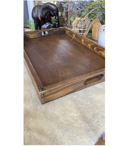 Bandeja de madera para servir alimentos, de proveedor indio, para uso en cocinas, restaurantes, cafeterías y hoteles, disponible a precio con descuento. - Product Image 1